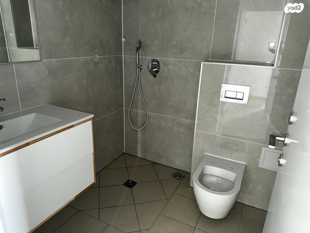 דירה, הפריגטה 27, דרום חדש, פארק הים, בת ים