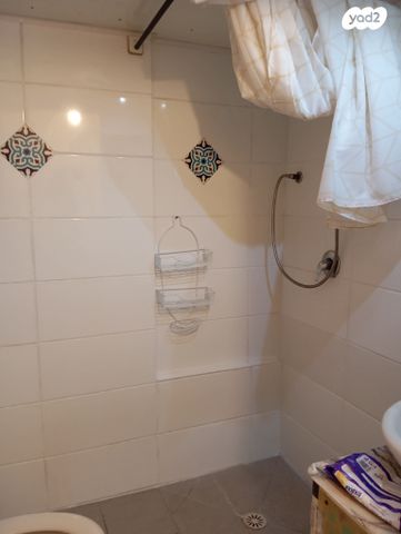 דירה, דרך רזיאל 23, צפון מזרח מרכז העיר, נתניה