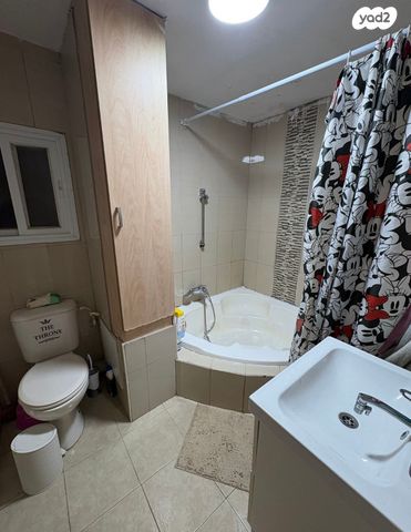 דירה, שלמה אבן גבירול 1, חכמי ישראל, דימונה