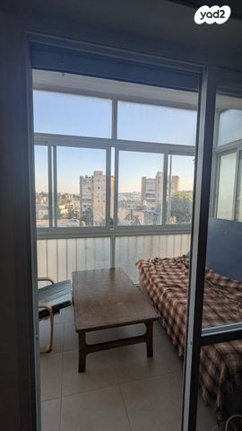 דירה, שדרות הרצל 52, קרית משה, ירושלים