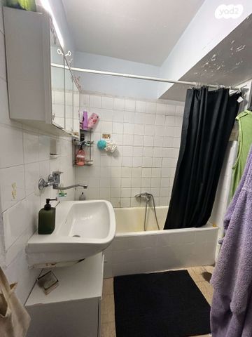 דירה, אבשלום חביב 28, ארמון הנציב, תלפיות מזרח, ירושלים