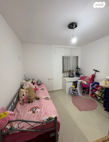 דירה, שלמה אבן גבירול 1, חכמי ישראל, דימונה