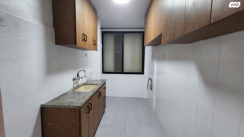 גיורא יוספטל 36