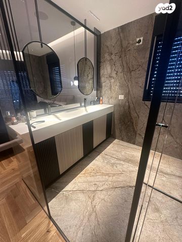 דופלקס, קהילת ניו יורק 44, התקוה, בית יעקב, נווה צה"ל, תל אביב יפו