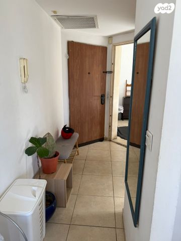 דירה, הכובשים 15, כרם התימנים, תל אביב יפו