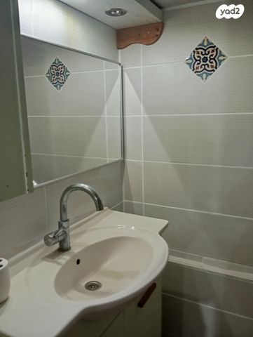 דירה, דרך רזיאל 23, צפון מזרח מרכז העיר, נתניה