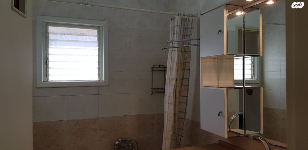 דירה, הרא"ה 127, עליות, רמת גן