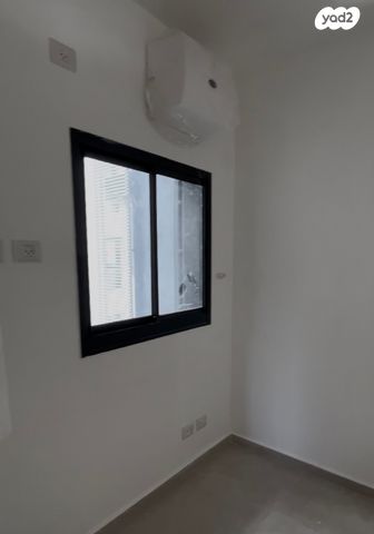 דירה, דניאל 3, ניצנה, בת ים