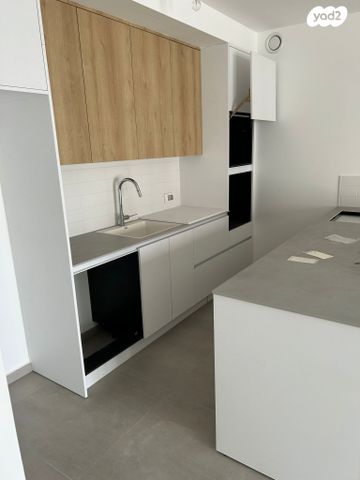 דירה, הר מירון 4, נווה ישראל, הרצליה