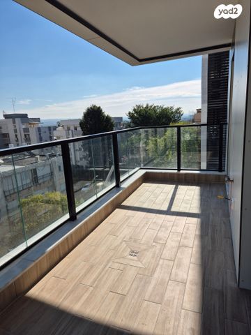 דירה, החקלאי 3, מגדיאל, הוד השרון