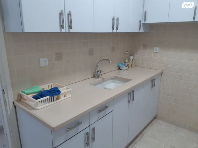 הברון הירש 5