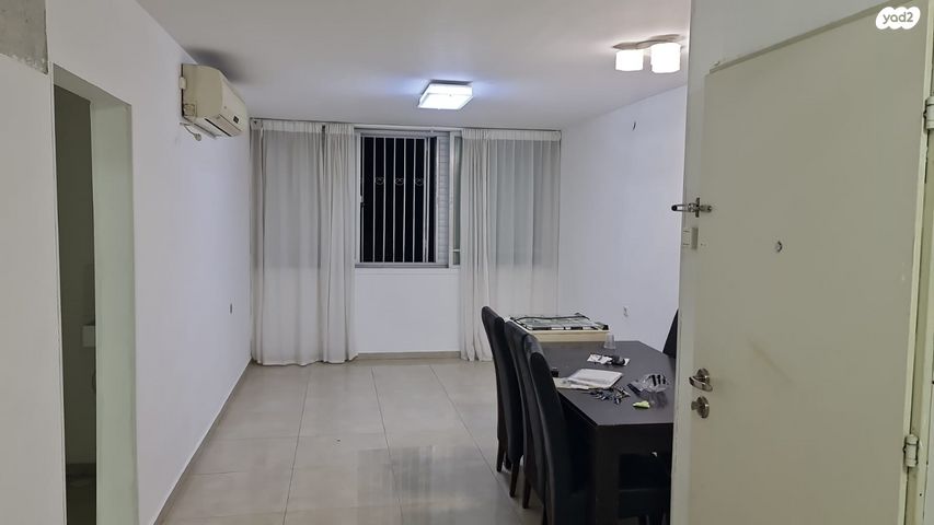 דירה, הנרקיס 11, נאות אשכול, יבנה