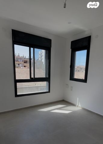 דירה, דניאל 3, ניצנה, בת ים