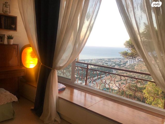 בית פרטי/ קוטג', ויצ"ו 18, כרמליה, חיפה