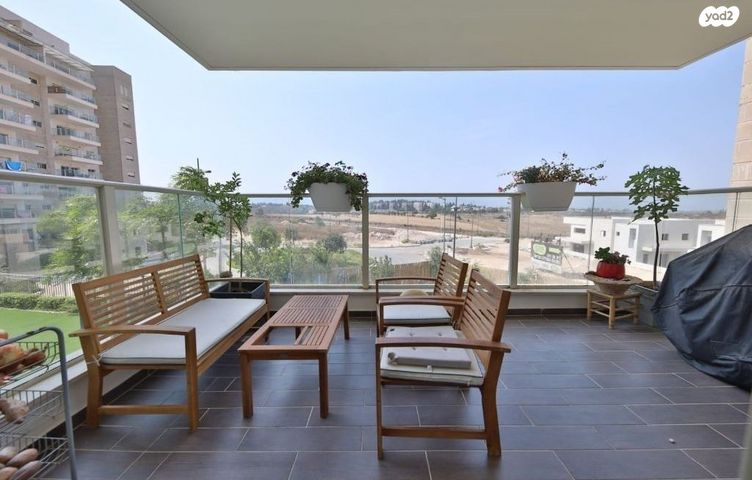 דירה, סנונית 1, גבעת אלונים, קרית אתא