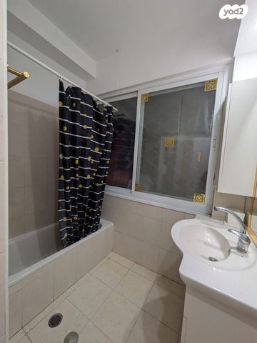 דירה, כרמון 10, בית הכרם, רמת בית הכרם, ירושלים