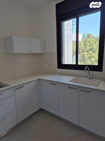 דירה, החקלאי 3, מגדיאל, הוד השרון