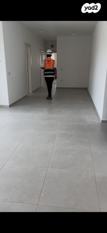 דירה, לשם 51, שאר העיר, אריאל