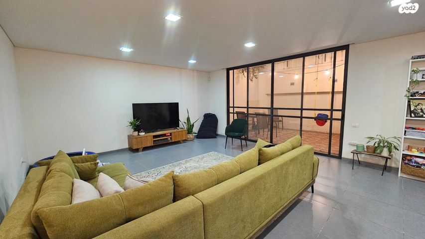 יחידת דיור, אלכסנדר זייד 20, נווה עוז, פתח תקווה