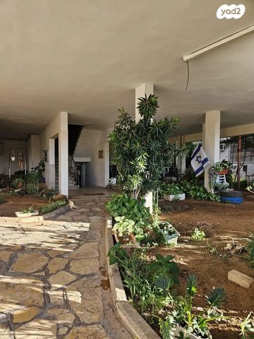 דירה, דרך אבא הלל 140, נחלת גנים, רמת גן