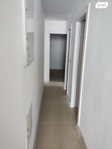 דירה, שדרות העצמאות 57, רוטשילד עצמאות, בת ים