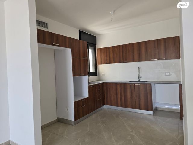 דירה, שמואל סלנט 57, המרכז השקט / מרכז העיר, פתח תקווה