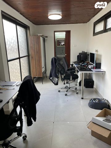 דירה, וייצמן 13, מרכז, הרצליה