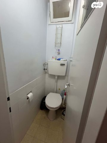 דירה, אבשלום חביב 28, ארמון הנציב, תלפיות מזרח, ירושלים