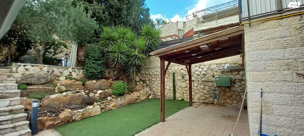 דירת גן, יהושע בן נון 6, המכבים, גבעת זאב