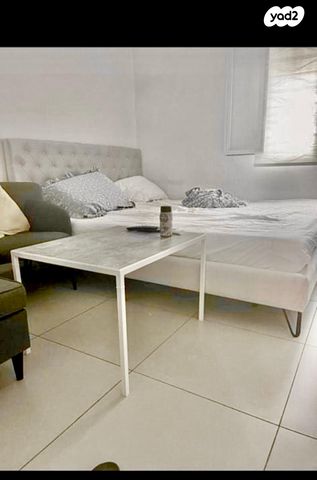 דירה, מרדכי היהודי 10, בקעה, ירושלים