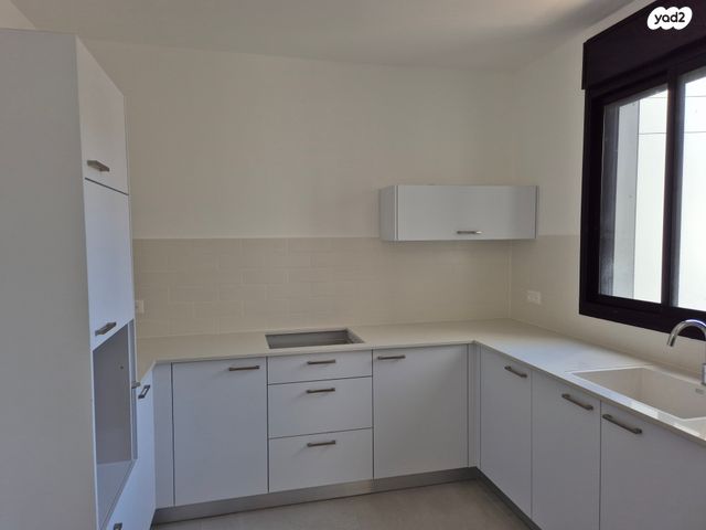 דירה, החקלאי 3, מגדיאל, הוד השרון