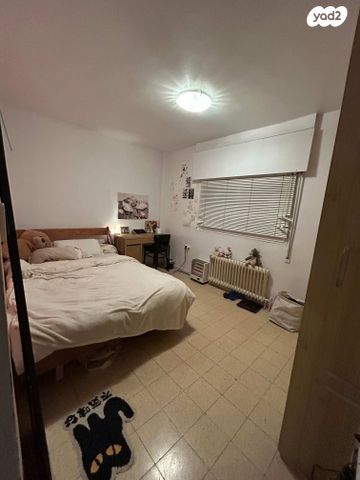 דירה, אבשלום חביב 28, ארמון הנציב, תלפיות מזרח, ירושלים