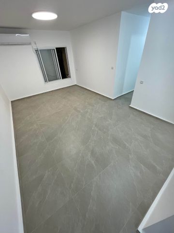 דירה, א.ס. לוי 8, בן גוריון, רמלה