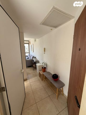 דירה, הכובשים 15, כרם התימנים, תל אביב יפו