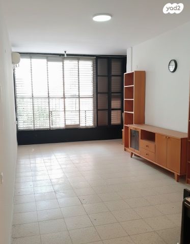 דירה, חביבה רייק 26, לב העיר, בת ים