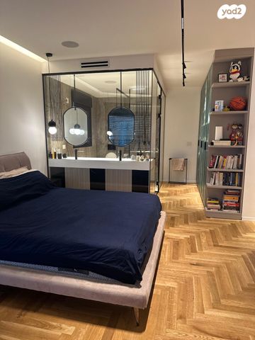 דופלקס, קהילת ניו יורק 44, התקוה, בית יעקב, נווה צה"ל, תל אביב יפו