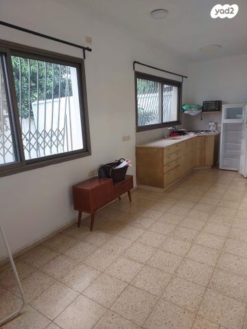 יחידת דיור, החרצית 1, שכונה 9, תל מונד