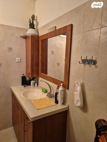 דירה, הרצל 5, שכונת יהלום, מרכז העיר ב, רמת גן