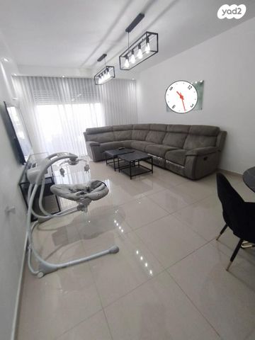 דירה, שמעון פרס 3, המחנה הצבאי, קרית מלאכי