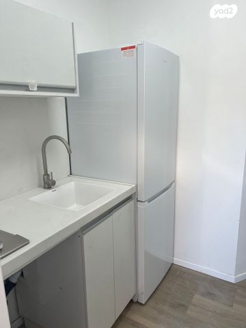 יחידת דיור, הברוש 14, נווה ירק, נווה ירק