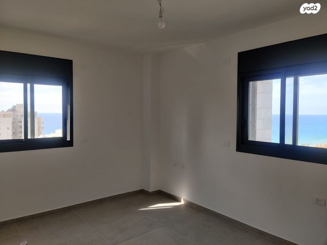 דירה, הרב הרצוג 6, צפון מערב מרכז העיר, נתניה