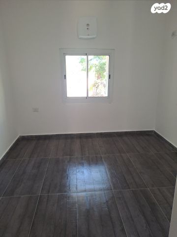 חניון מבצר יחיעם 1