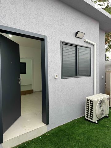 בית פרטי/ קוטג', הדס 18, מישור הגפן, אופקים