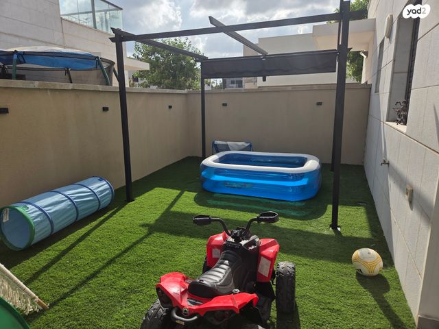 דירת גן, חיים נחמן ביאליק 14, גן יבנה מערב, גן יבנה