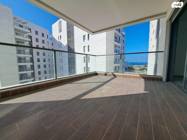 דירה, אלמוג 4, אכזיב, נהריה