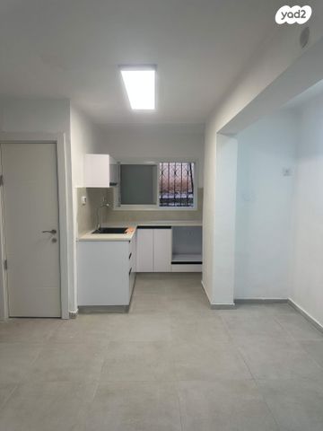 דירה, פני הגבעה 20, שכונת גפן, רמת גן