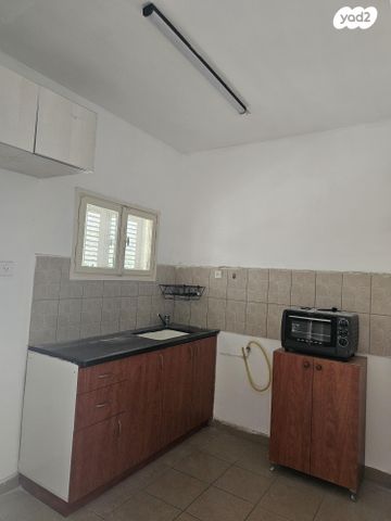 דירה, ההגנה 9, ביאליק דרום, קרית ביאליק