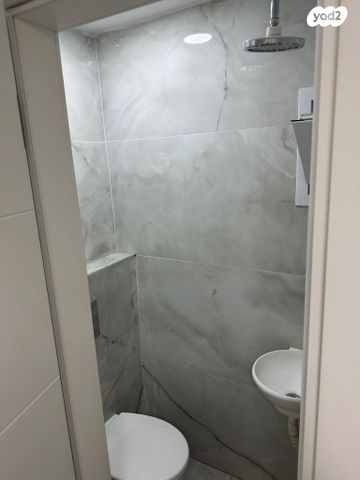 יחידת דיור, הרא"ה 20, רמות, ירושלים