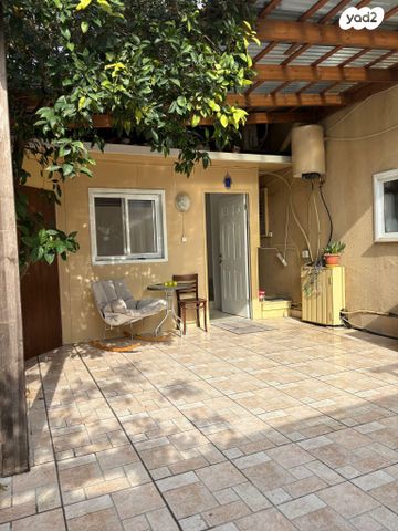 יחידת דיור, התבור 6, נאות המכבים, גן יבנה