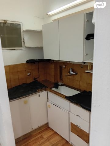 דירה, רחל אמנו 44, קטמון הישנה, ירושלים